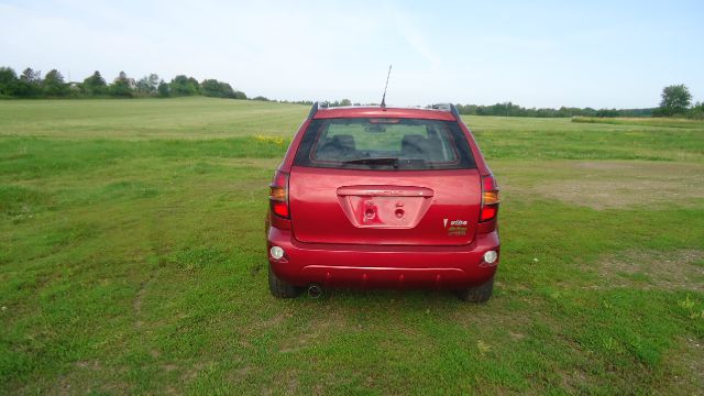 2005 Pontiac Vibe Base