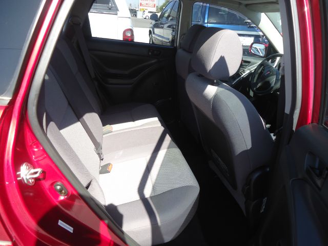 2006 Pontiac Vibe Base