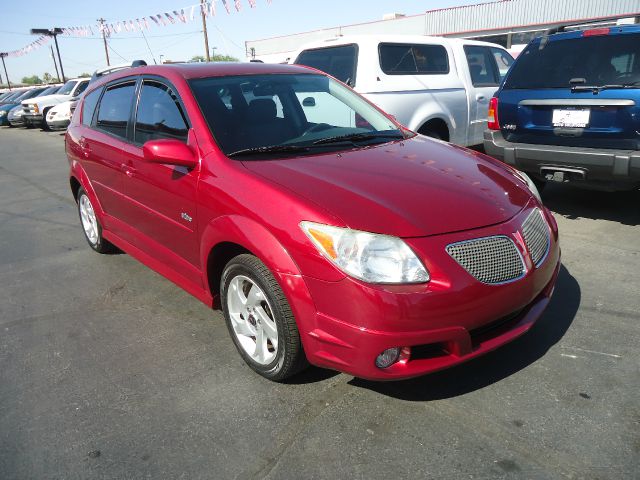 2006 Pontiac Vibe Base