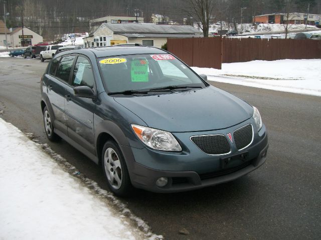 2006 Pontiac Vibe Touring Chrome Wheel Leather