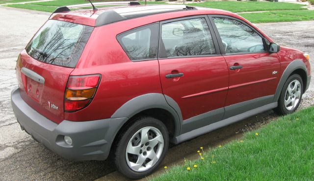 2006 Pontiac Vibe Base