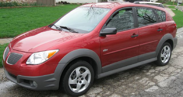 2006 Pontiac Vibe Base