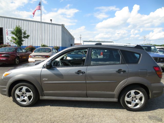 2006 Pontiac Vibe Base