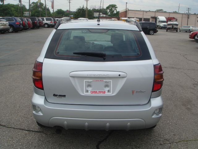 2006 Pontiac Vibe Base