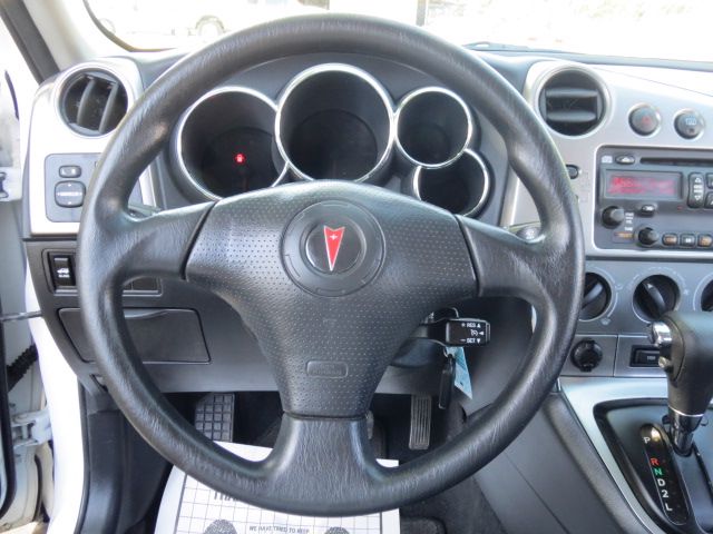 2007 Pontiac Vibe Base