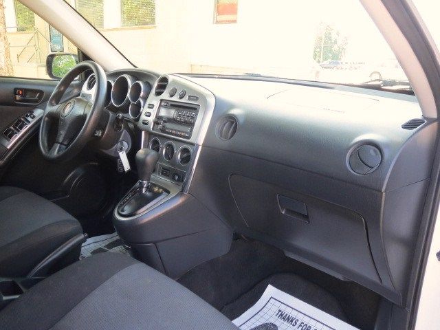 2007 Pontiac Vibe Base