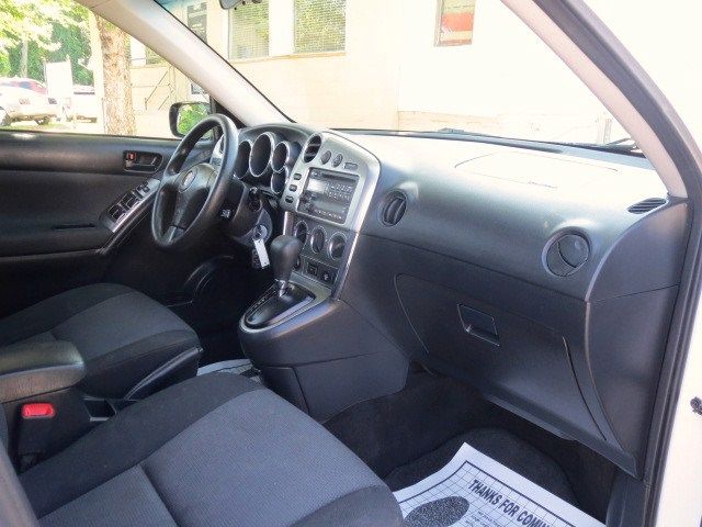 2007 Pontiac Vibe Base