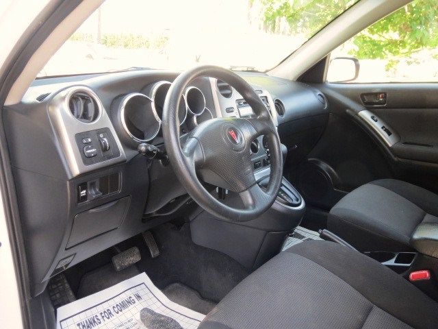 2007 Pontiac Vibe Base