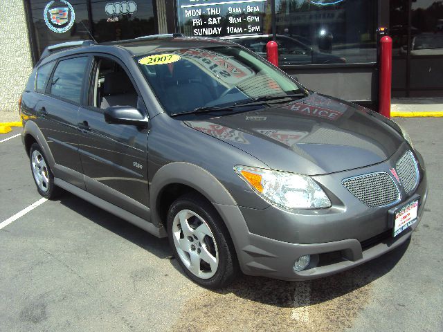 2007 Pontiac Vibe Base