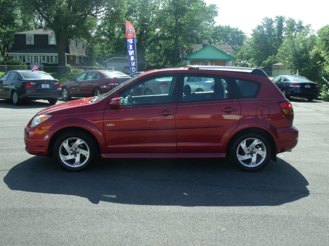 2007 Pontiac Vibe Base