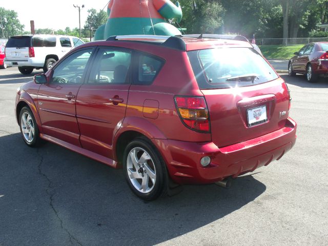 2007 Pontiac Vibe Base