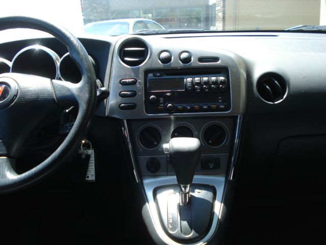 2007 Pontiac Vibe Base