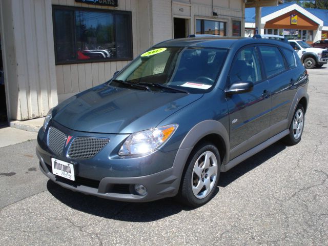 2007 Pontiac Vibe Base