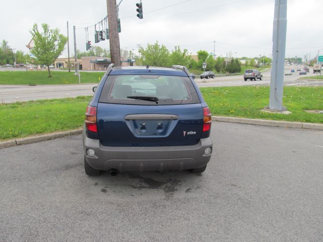 2008 Pontiac Vibe Base