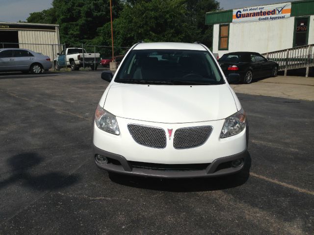 2008 Pontiac Vibe Base