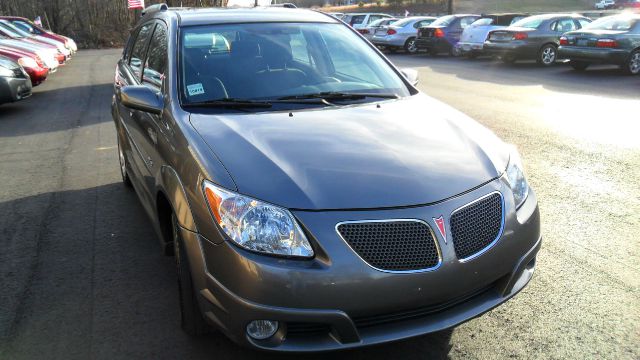 2008 Pontiac Vibe Base