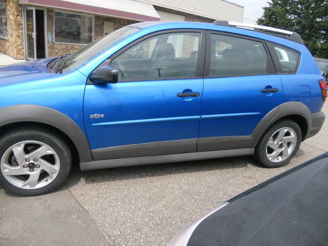 2008 Pontiac Vibe Base