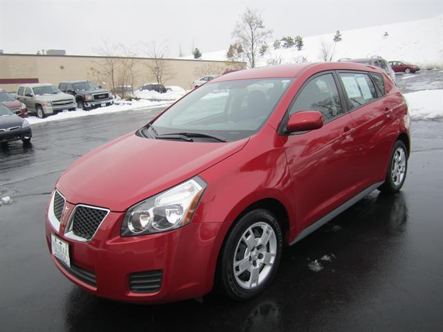 2009 Pontiac Vibe Base