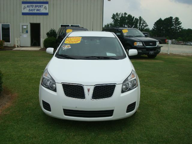 2009 Pontiac Vibe 4X4 ED. Bauer EL