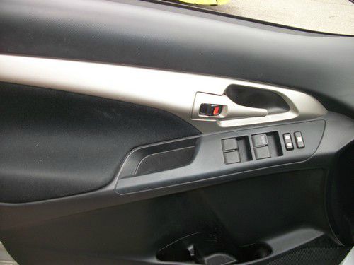 2010 Pontiac Vibe EX - DUAL Power Doors