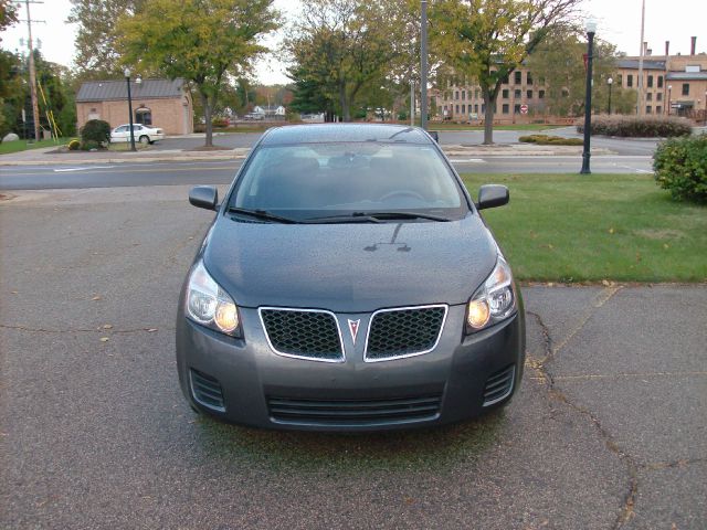 2010 Pontiac Vibe 4X4 ED. Bauer EL