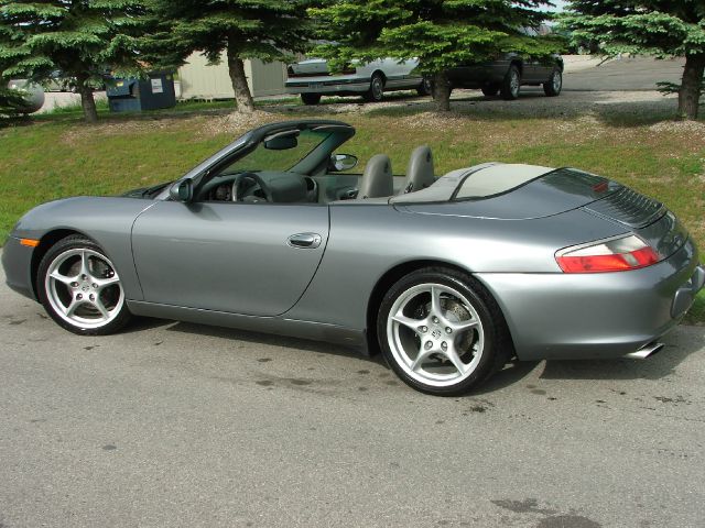 2002 Porsche 911 4WD REG CAB 120.5 SLT