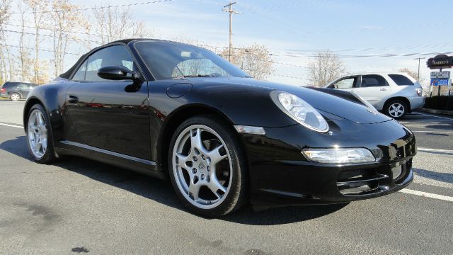 2006 Porsche 911 Creme And Gold Ed