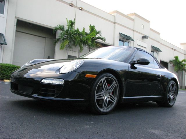 2009 Porsche 911 Laramie SLT Quad Cab