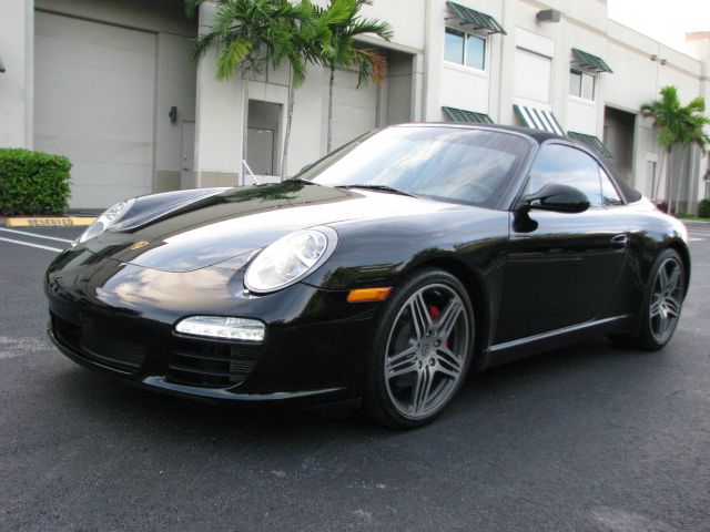 2009 Porsche 911 Laramie SLT Quad Cab