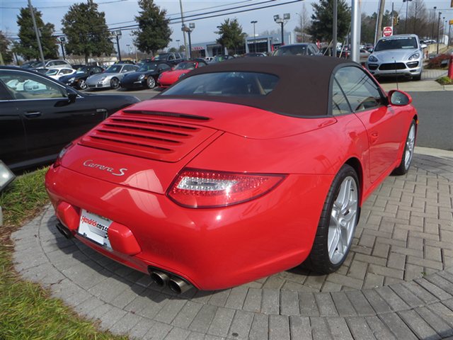 2009 Porsche 911 LS Extended Cab 2WD