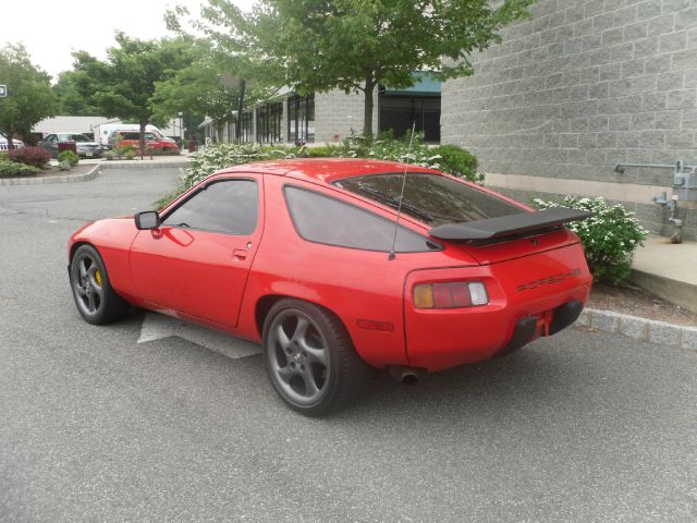 1979 Porsche 928 Unknown