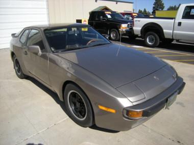 1983 Porsche 944 Unknown