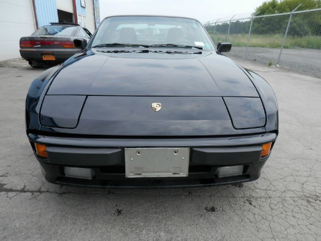 1987 Porsche 944 Unknown