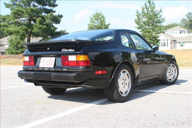 1987 Porsche 944 Series 4