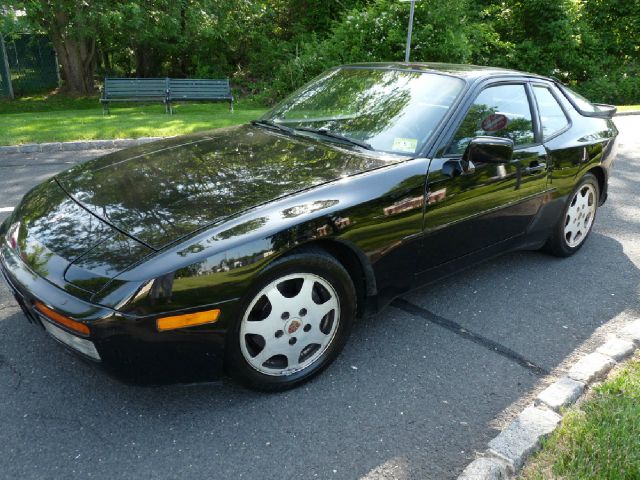 1989 Porsche 944 Series 4