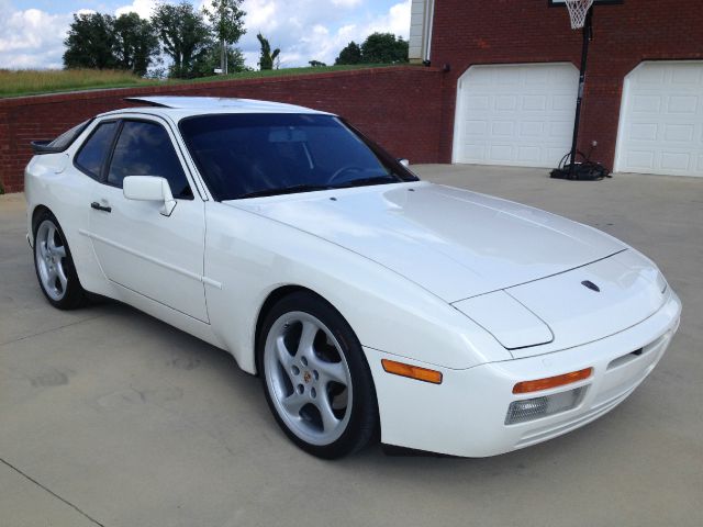 1989 Porsche 944 24K