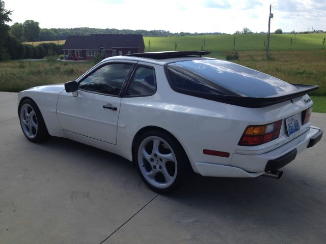 1989 Porsche 944 24K