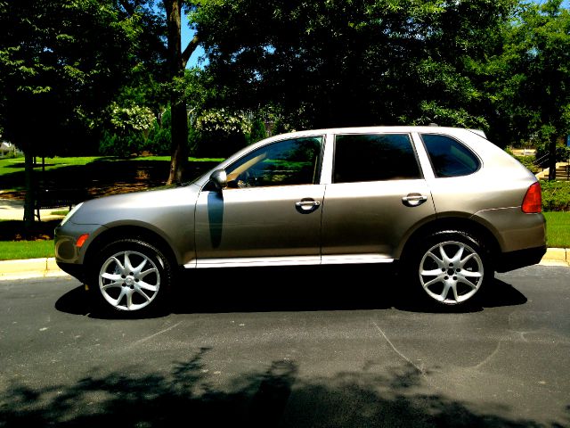 2003 Porsche Cayenne XR