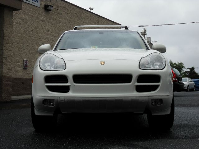 2004 Porsche Cayenne XR