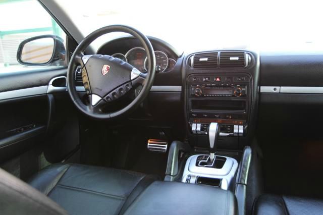 2004 Porsche Cayenne XR