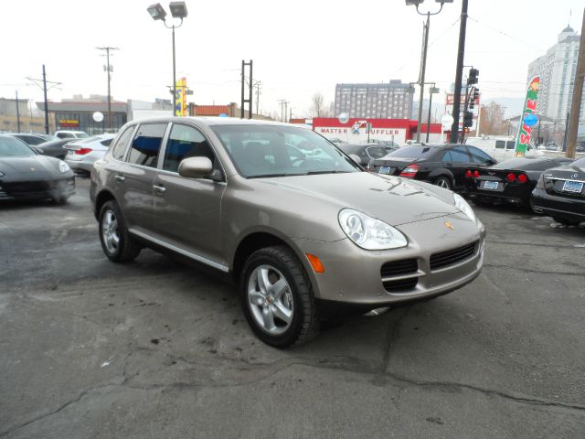 2004 Porsche Cayenne XR