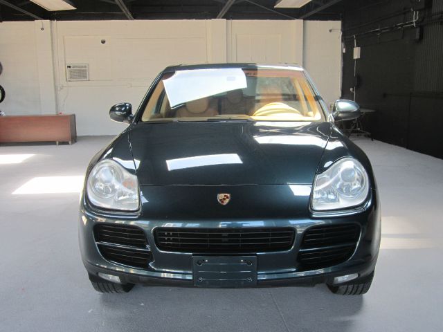 2004 Porsche Cayenne XR