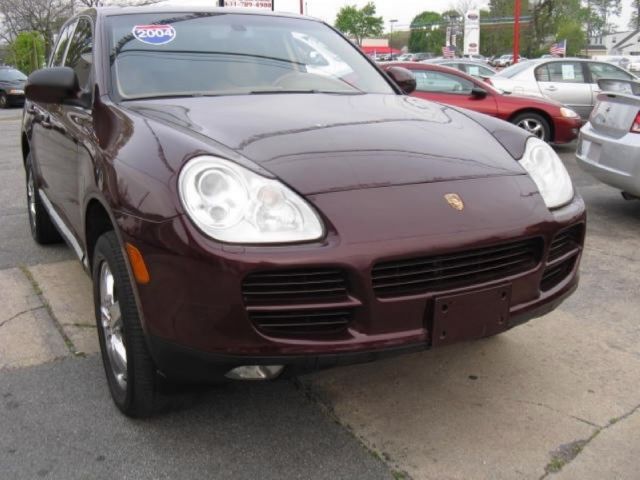 2004 Porsche Cayenne XR