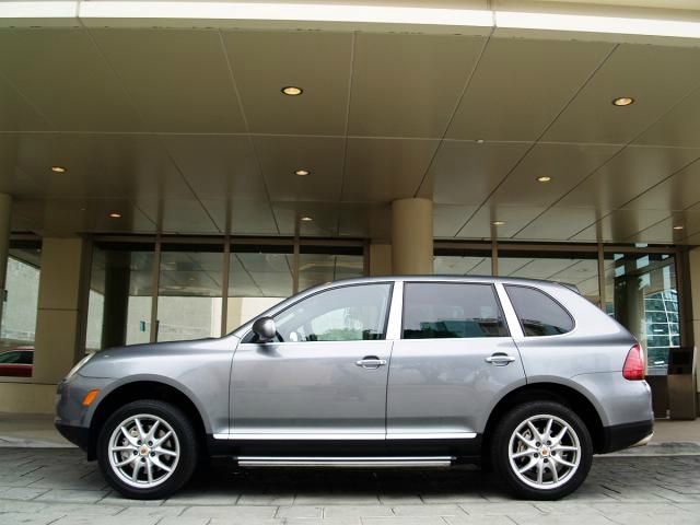 2004 Porsche Cayenne XR