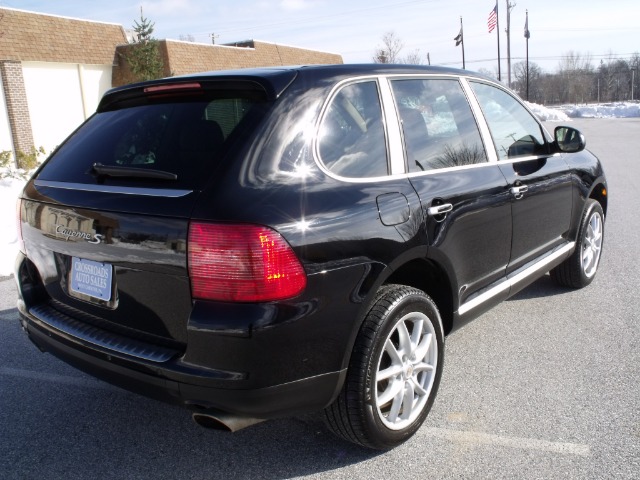 2004 Porsche Cayenne XR