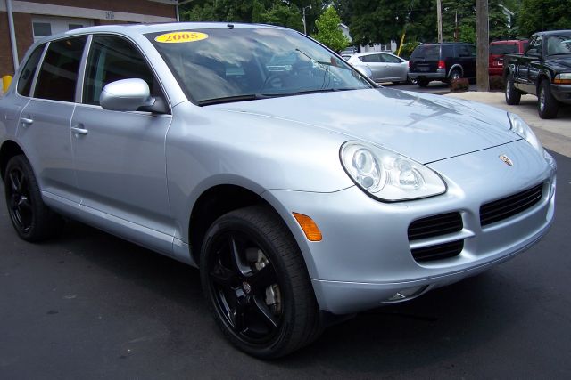 2005 Porsche Cayenne XR