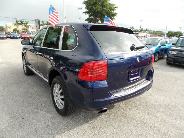 2005 Porsche Cayenne Unknown