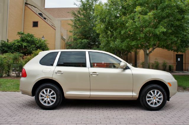 2005 Porsche Cayenne WGN Touring