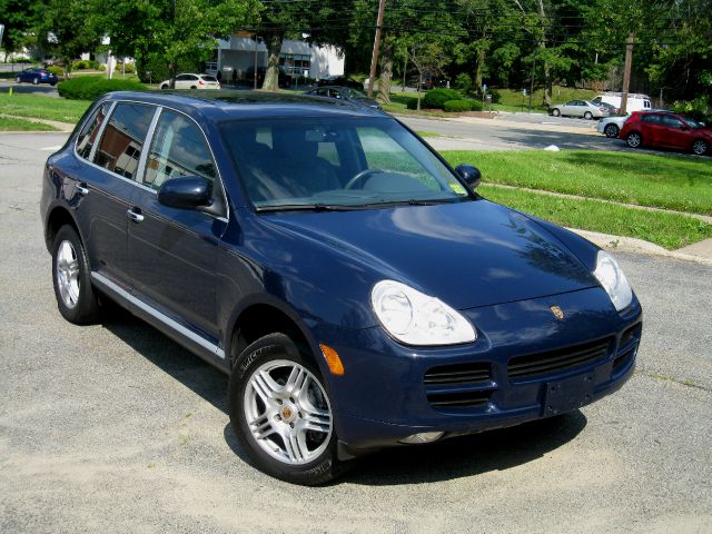 2006 Porsche Cayenne Base