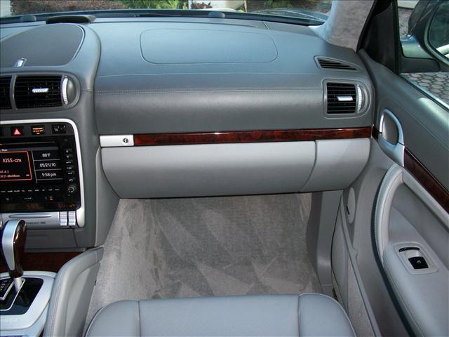 2008 Porsche Cayenne Series 4